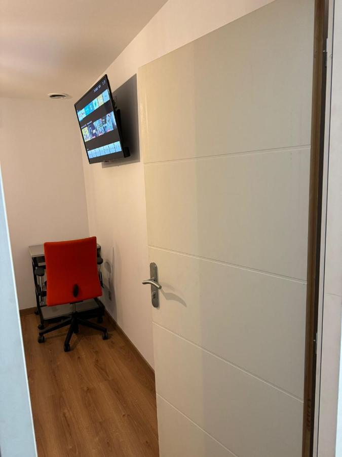 Chambre Privee/Climatisee+Tv /Petit Dejeuner Inclu/Tout Confort Nevers Zewnętrze zdjęcie