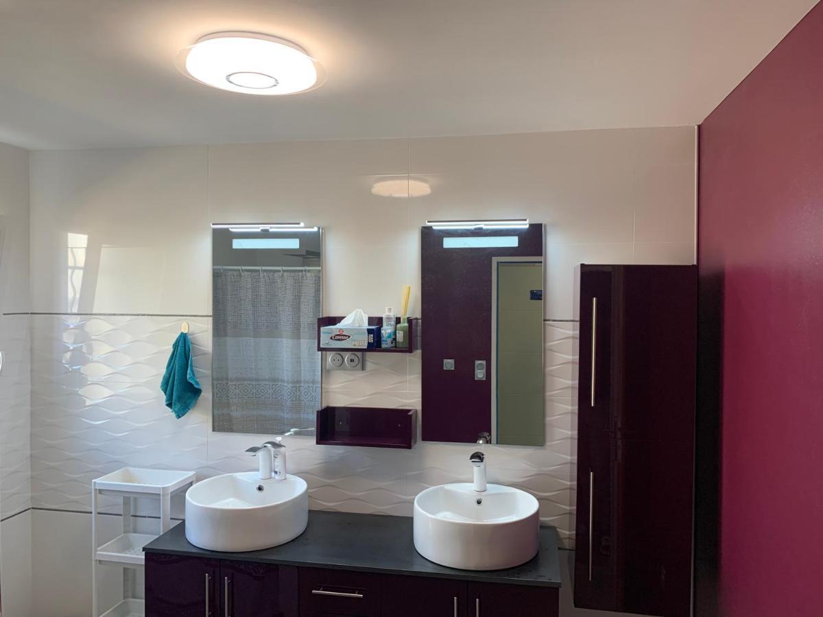 Chambre Privee/Climatisee+Tv /Petit Dejeuner Inclu/Tout Confort Nevers Zewnętrze zdjęcie