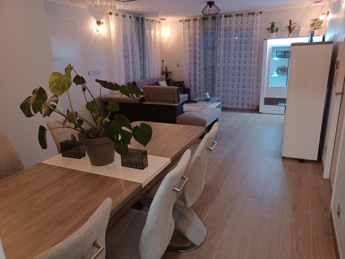 Chambre Privee/Climatisee+Tv /Petit Dejeuner Inclu/Tout Confort Nevers Zewnętrze zdjęcie