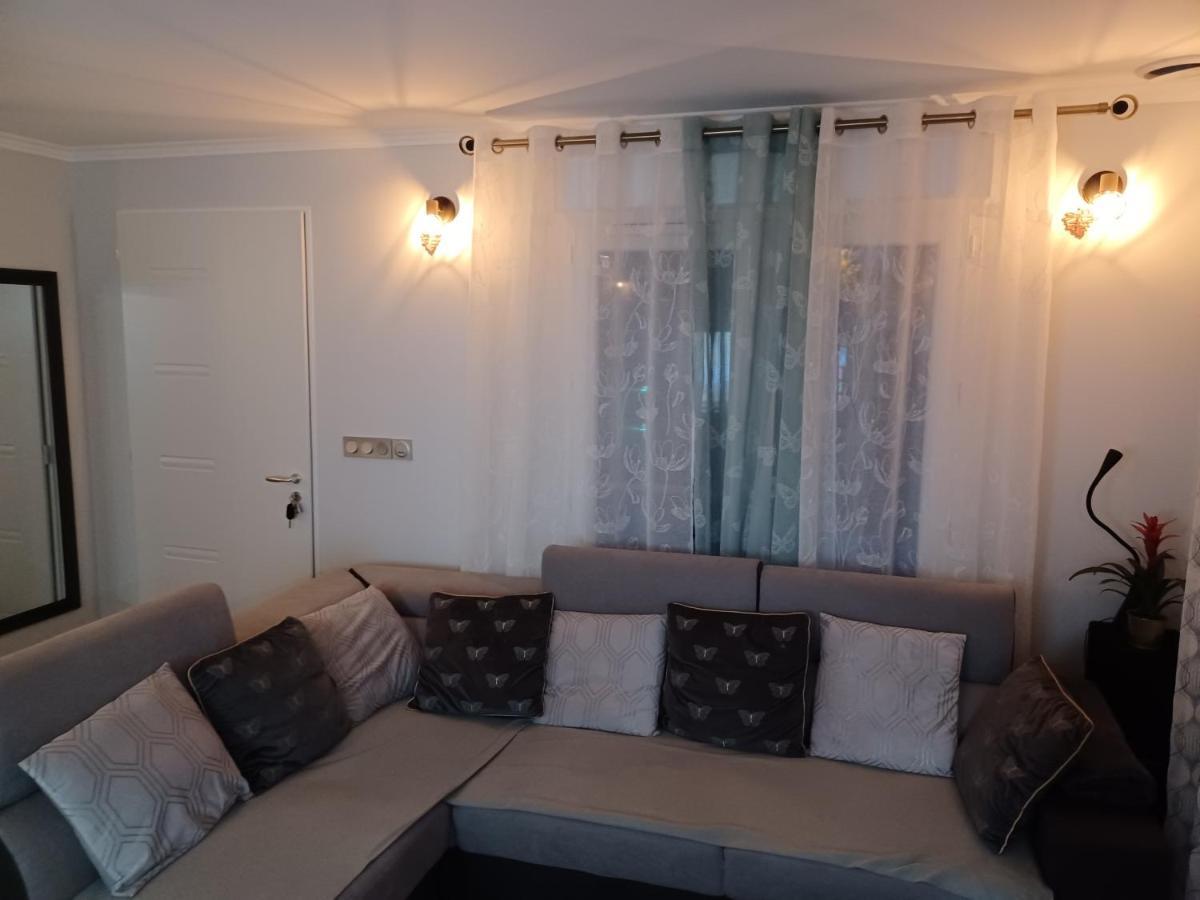 Chambre Privee/Climatisee+Tv /Petit Dejeuner Inclu/Tout Confort Nevers Zewnętrze zdjęcie