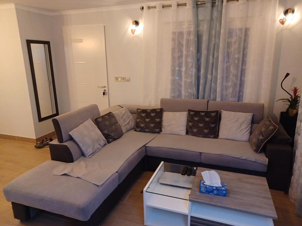 Chambre Privee/Climatisee+Tv /Petit Dejeuner Inclu/Tout Confort Nevers Zewnętrze zdjęcie